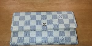 Authentic Louis Vuitton wallet